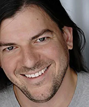 Том Уэйлэнд фото