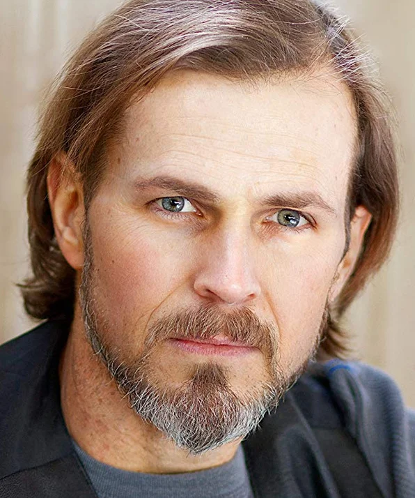 Том Земброд фото