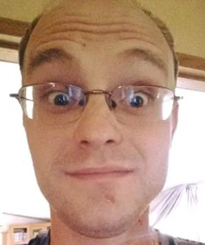 Тони Браун фото