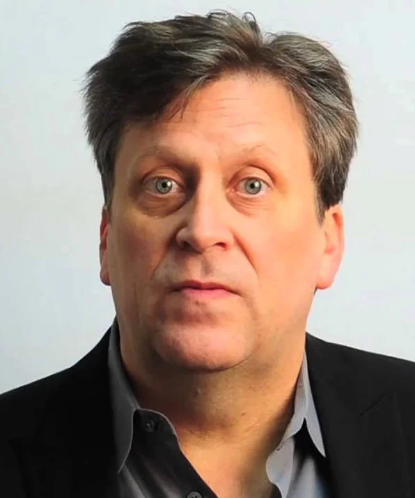 Тони Ваг фото