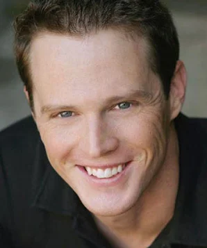 Бишоп Трой фото