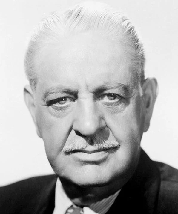 Тьюрстон Холл фото