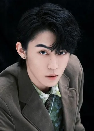 Юйлунь У фото