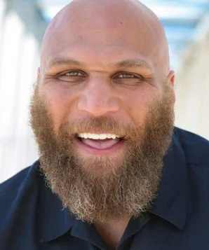 Уинстон Джеймс Френсис фото