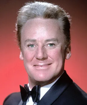 Ван Джонсон фото