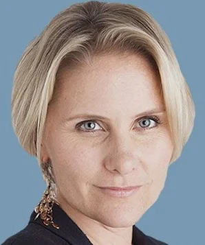 Верити Прайс фото