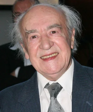 Веслав Михниковский фото