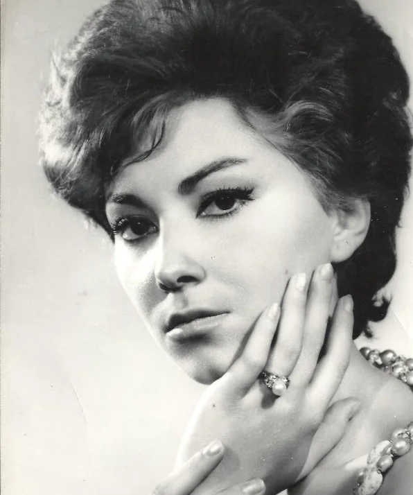 Викки Лагос фото