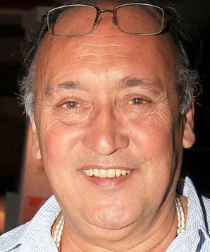 Виктор Банерджи фото