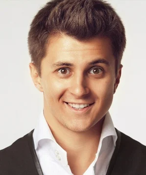 Виктор Бутусов фото