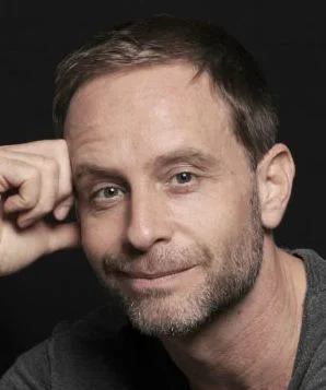 Юлиан Вайгенд фото