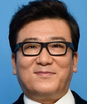 Юн Дже-Гюн фото