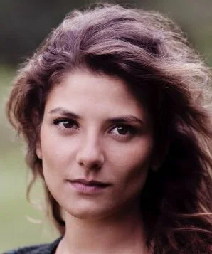 Зора Бишоп фото