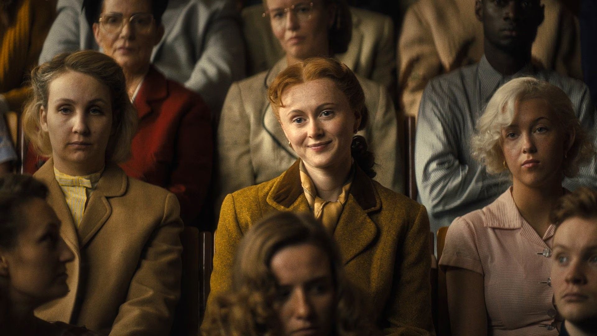 Президент Вигдис. 1-я - 4-я серии