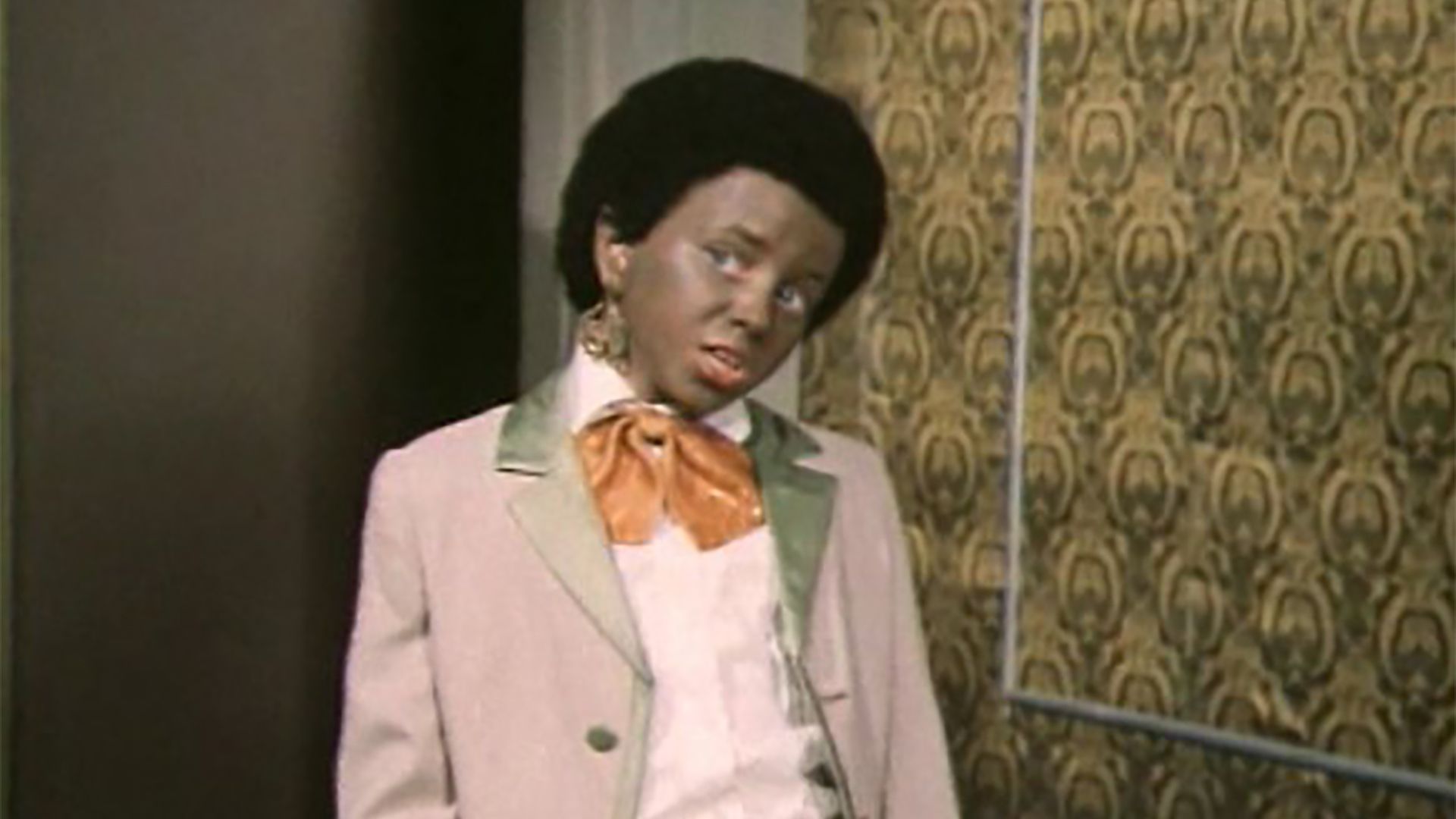 Проданный смех. 1-я и 2-я серии