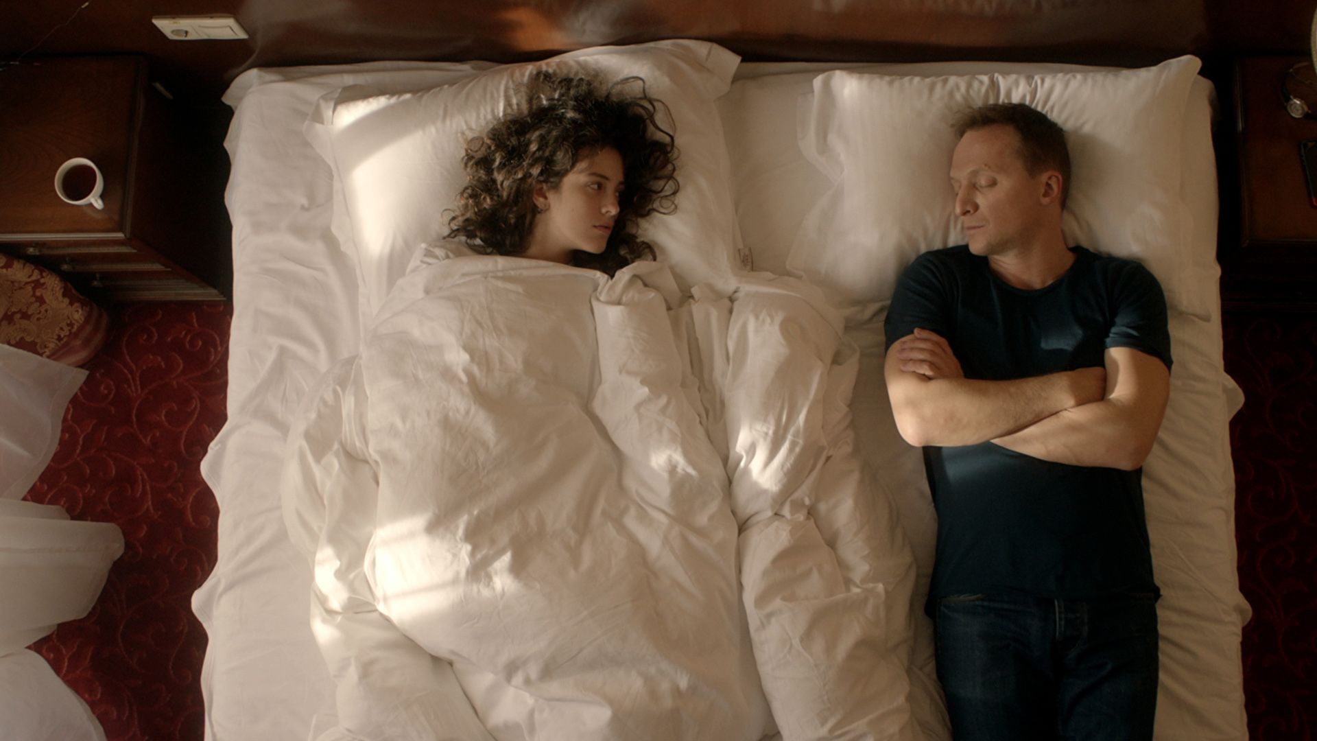 Слоны могут играть в футбол