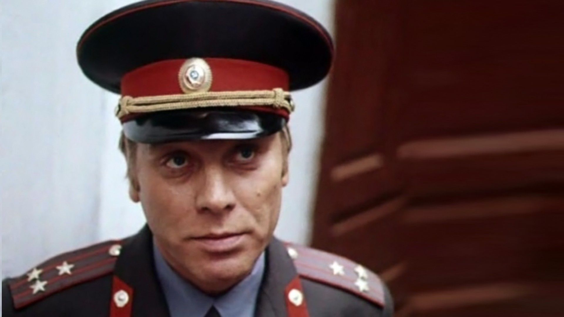 Выгодный контракт. 1-я - 4-я серии