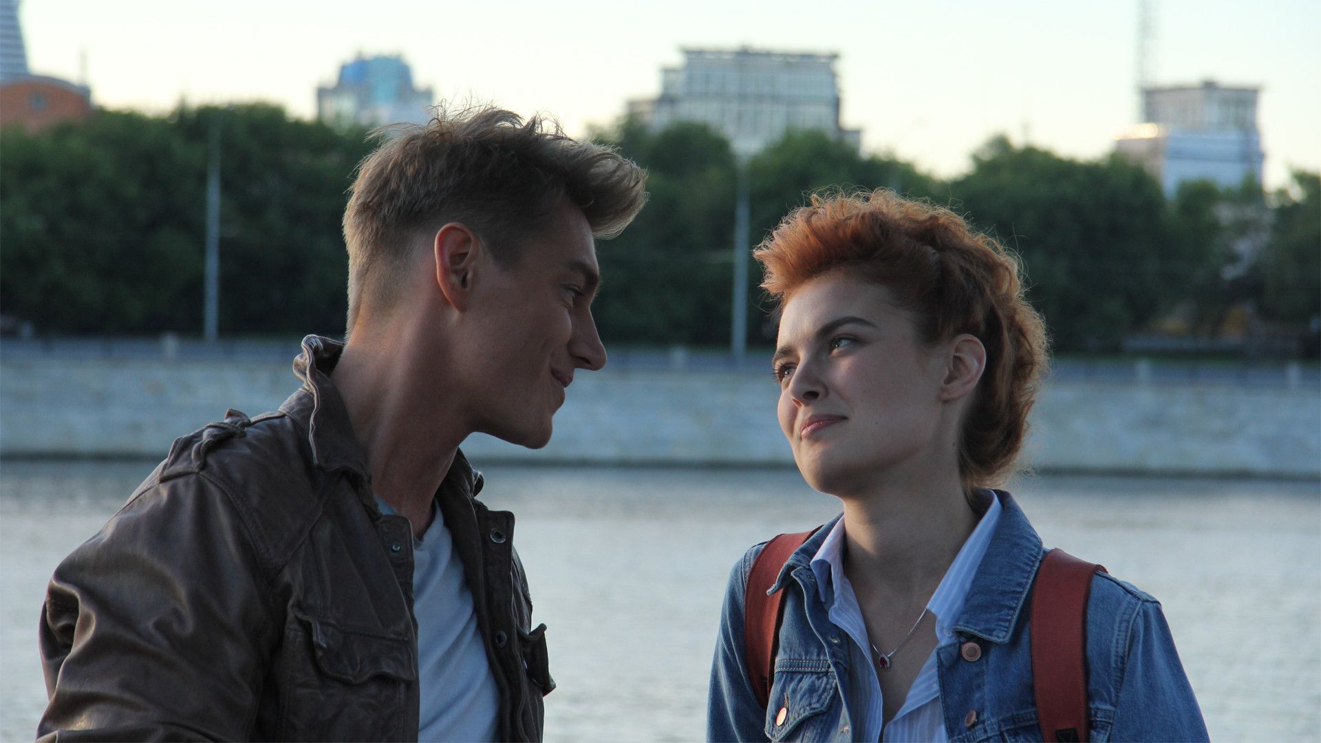 Живи своей жизнью