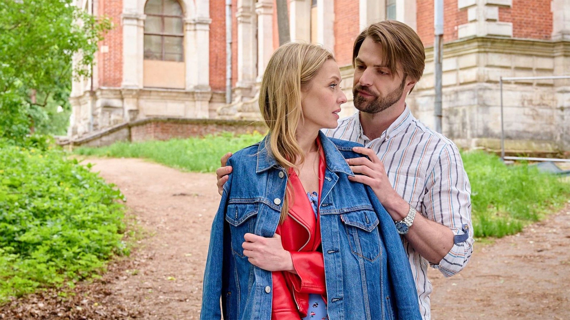 Поворот к счастью. 1-я - 4-я серии