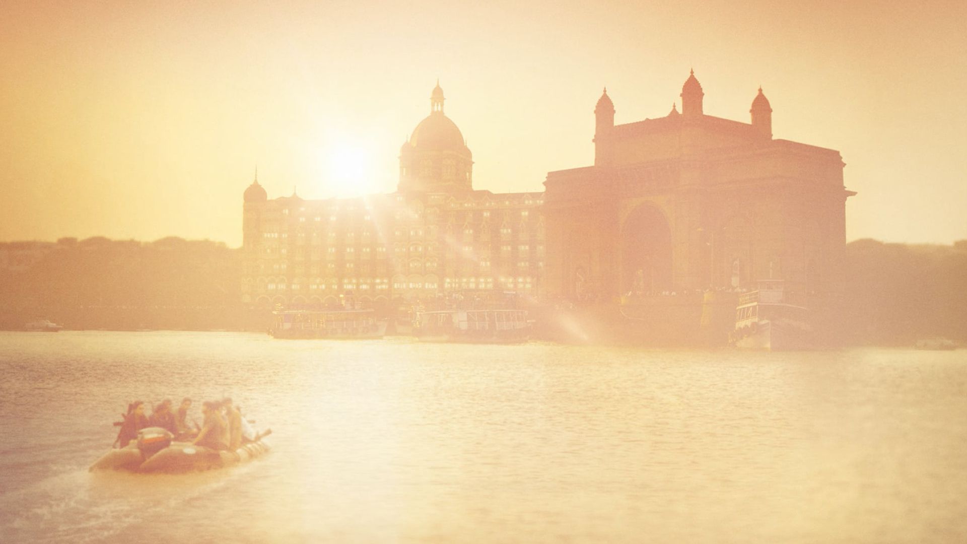 Отель Мумбаи: Противостояние