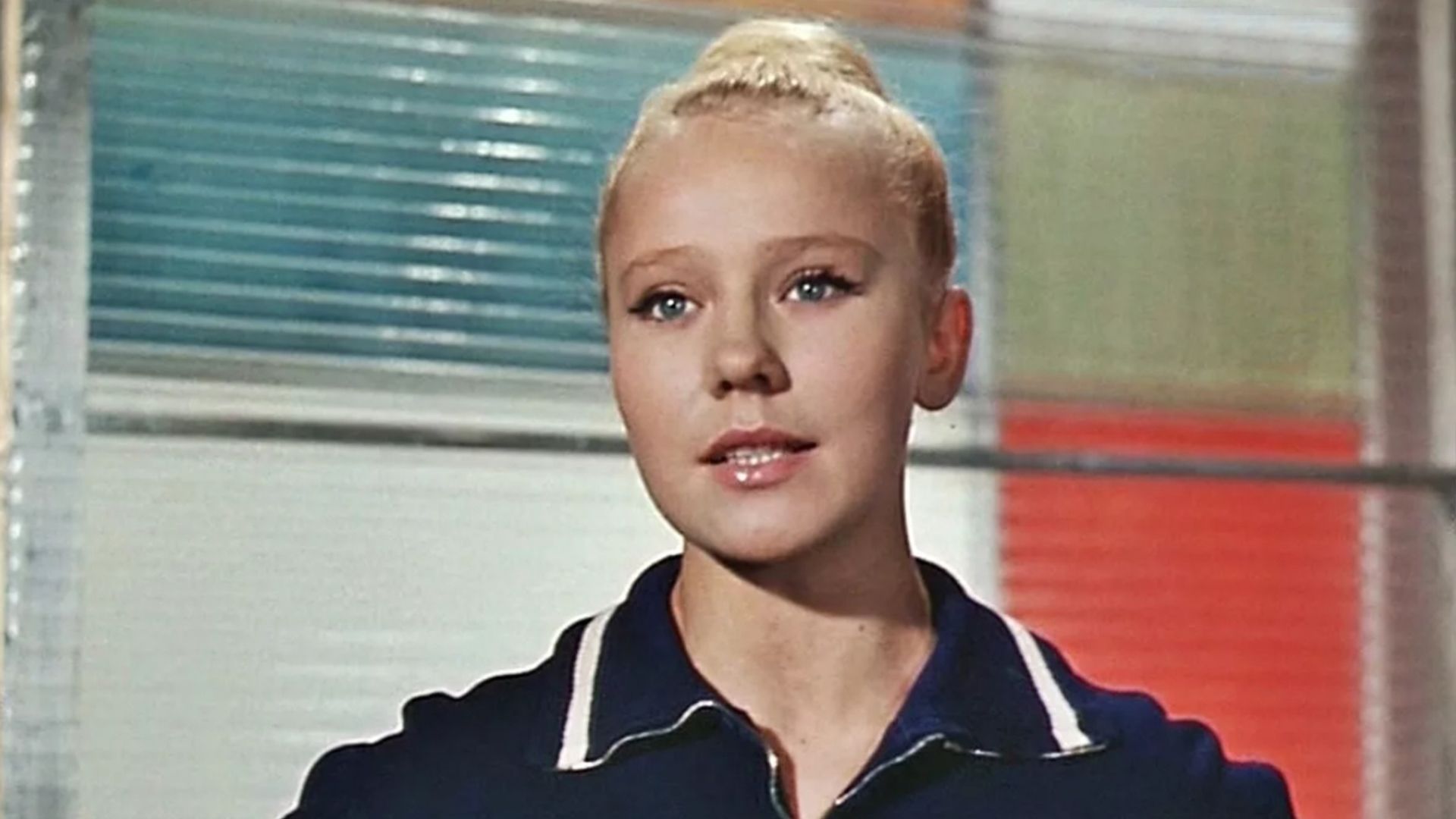 Семь стариков и одна девушка