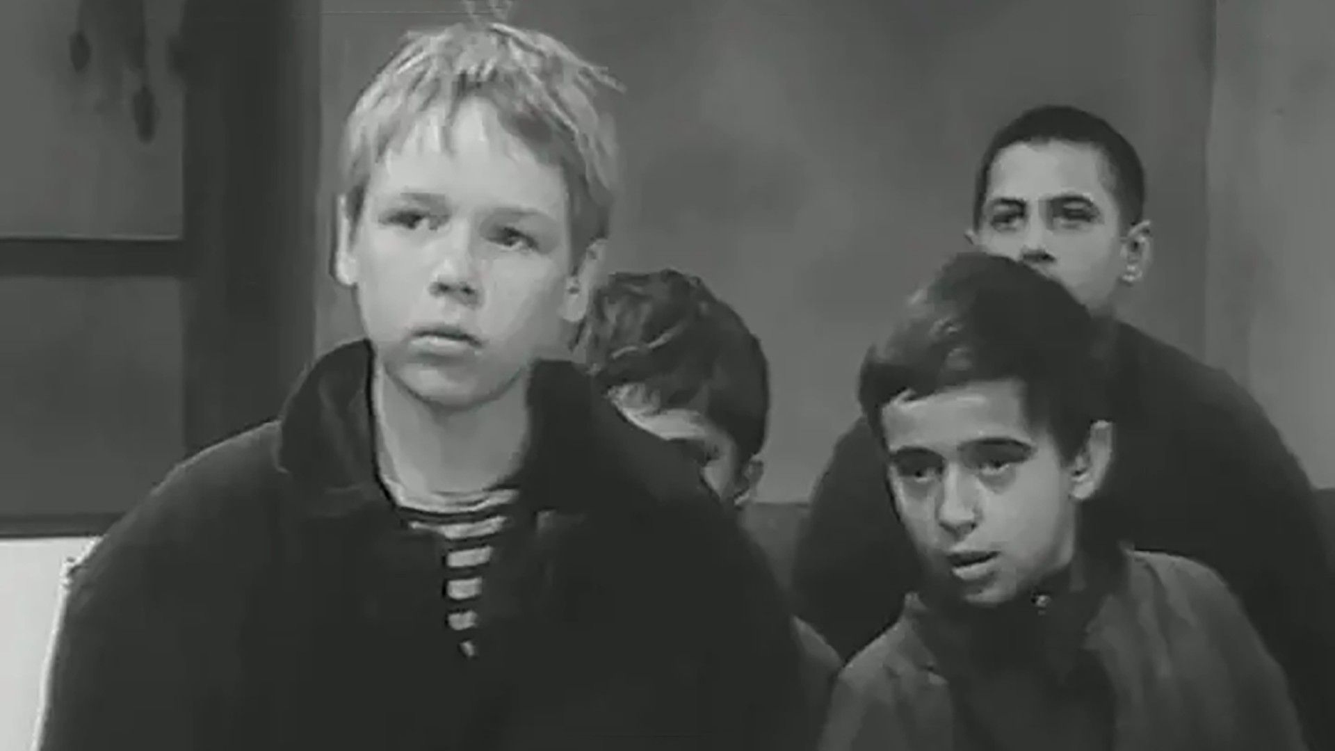 Мальчишки ехали на фронт