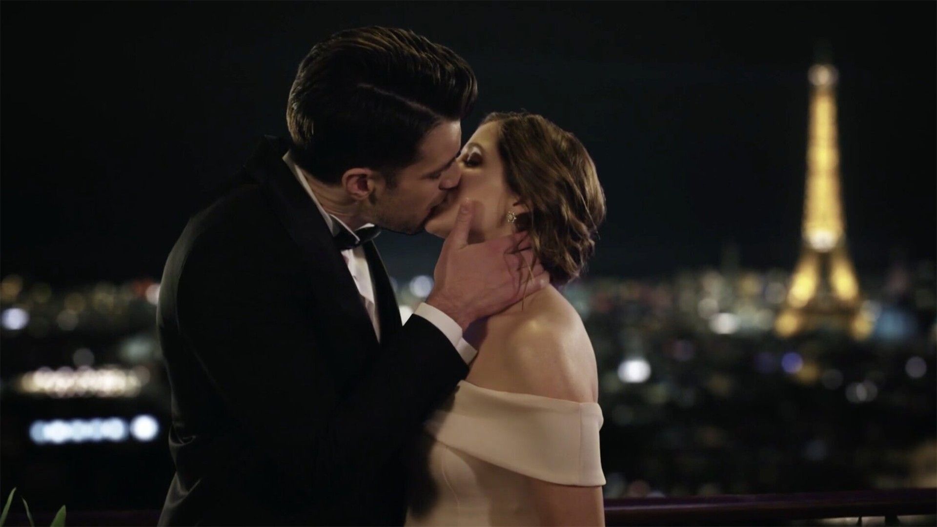 Париж, вино и романтика