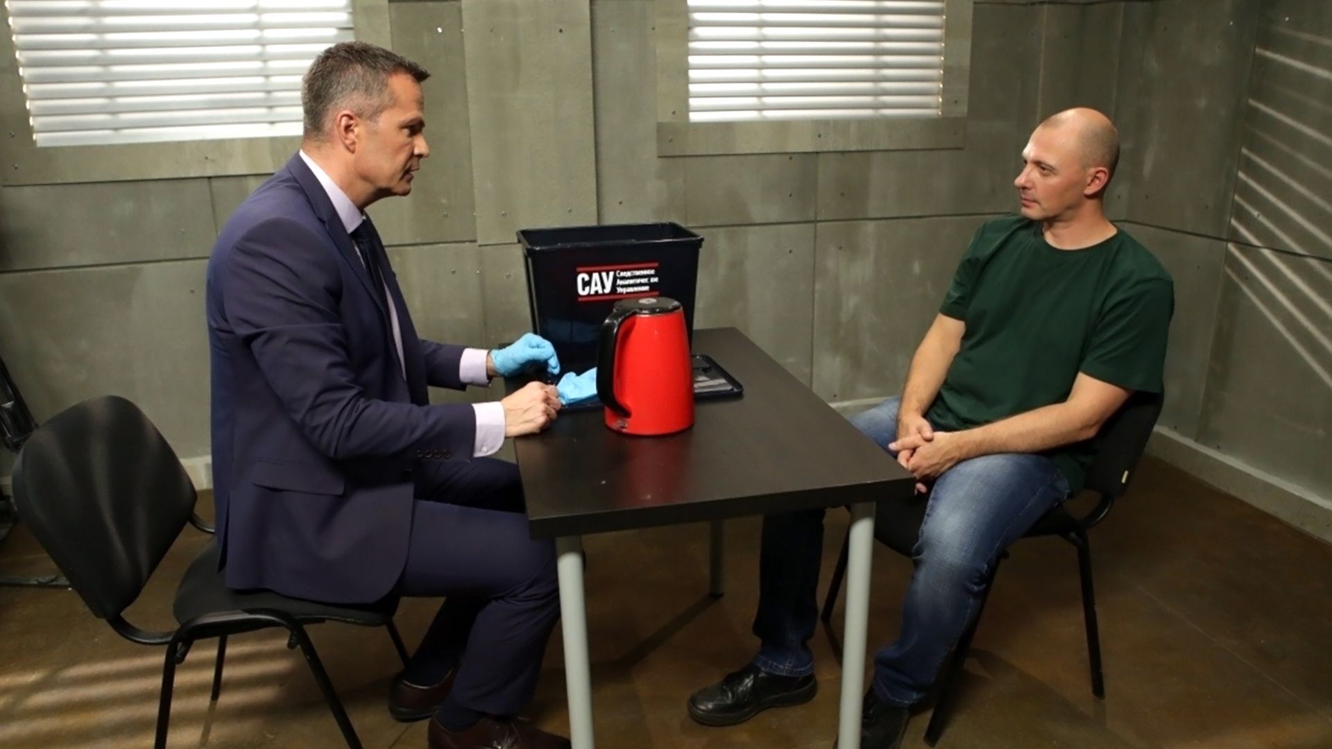 Свидетели. Внутри волка