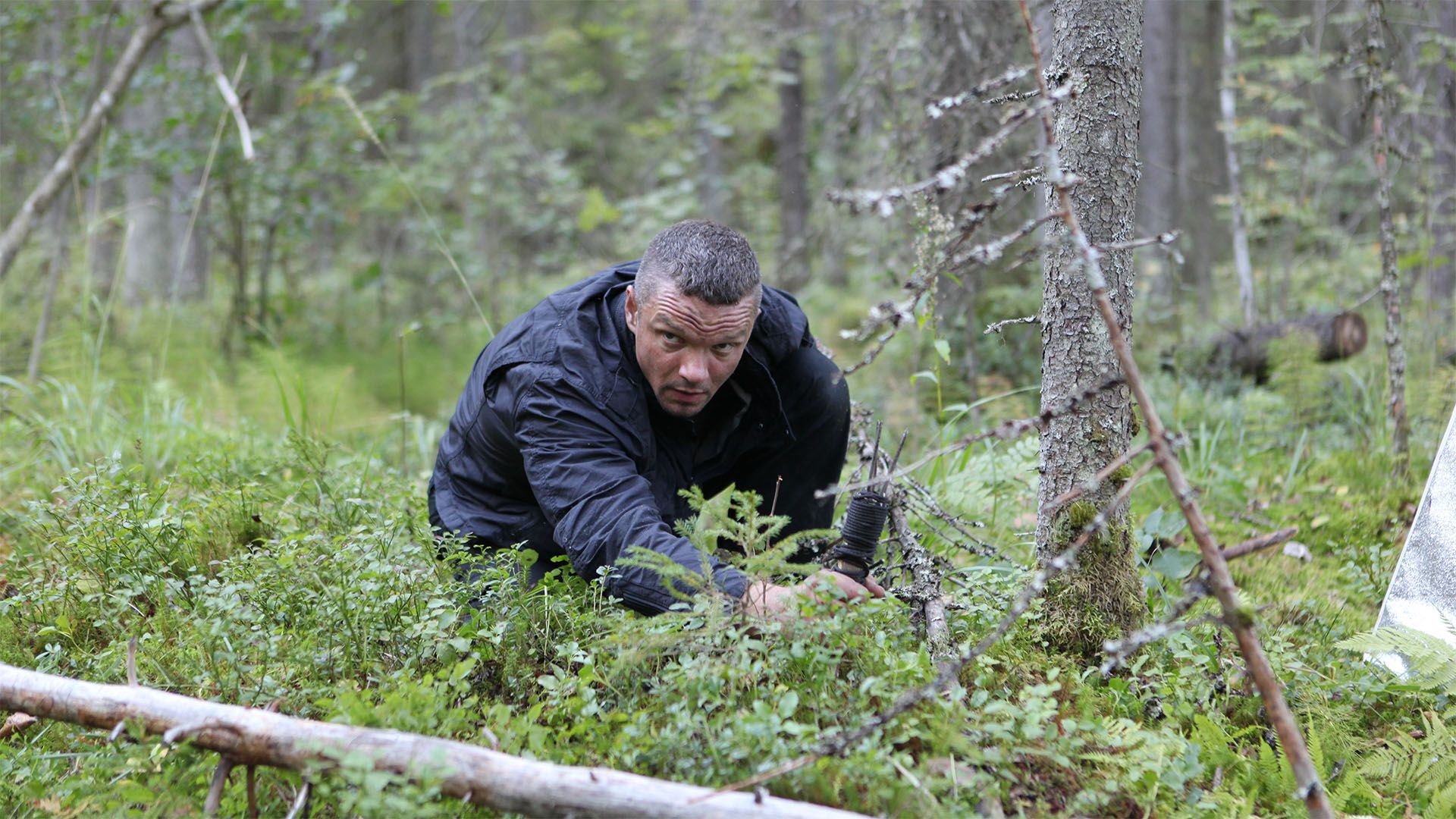 Кремень. 1-я - 4-я серии