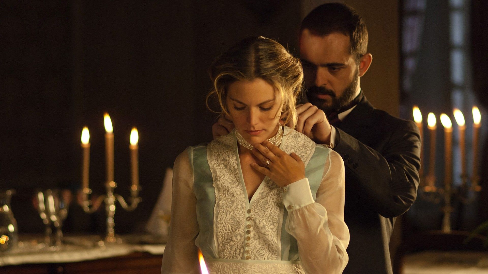 Гранд отель. 1-я серия - "Свет и тени"