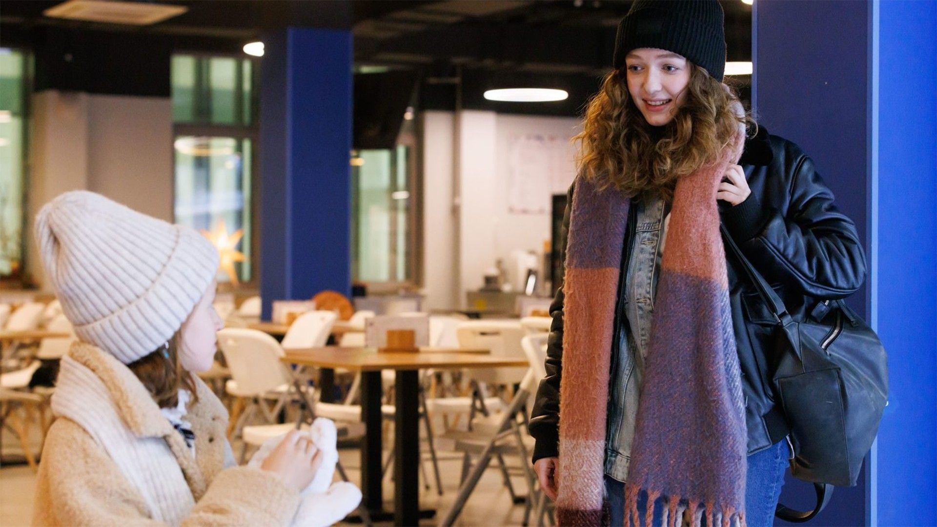 Призрачная связь. 1-я - 4-я серии