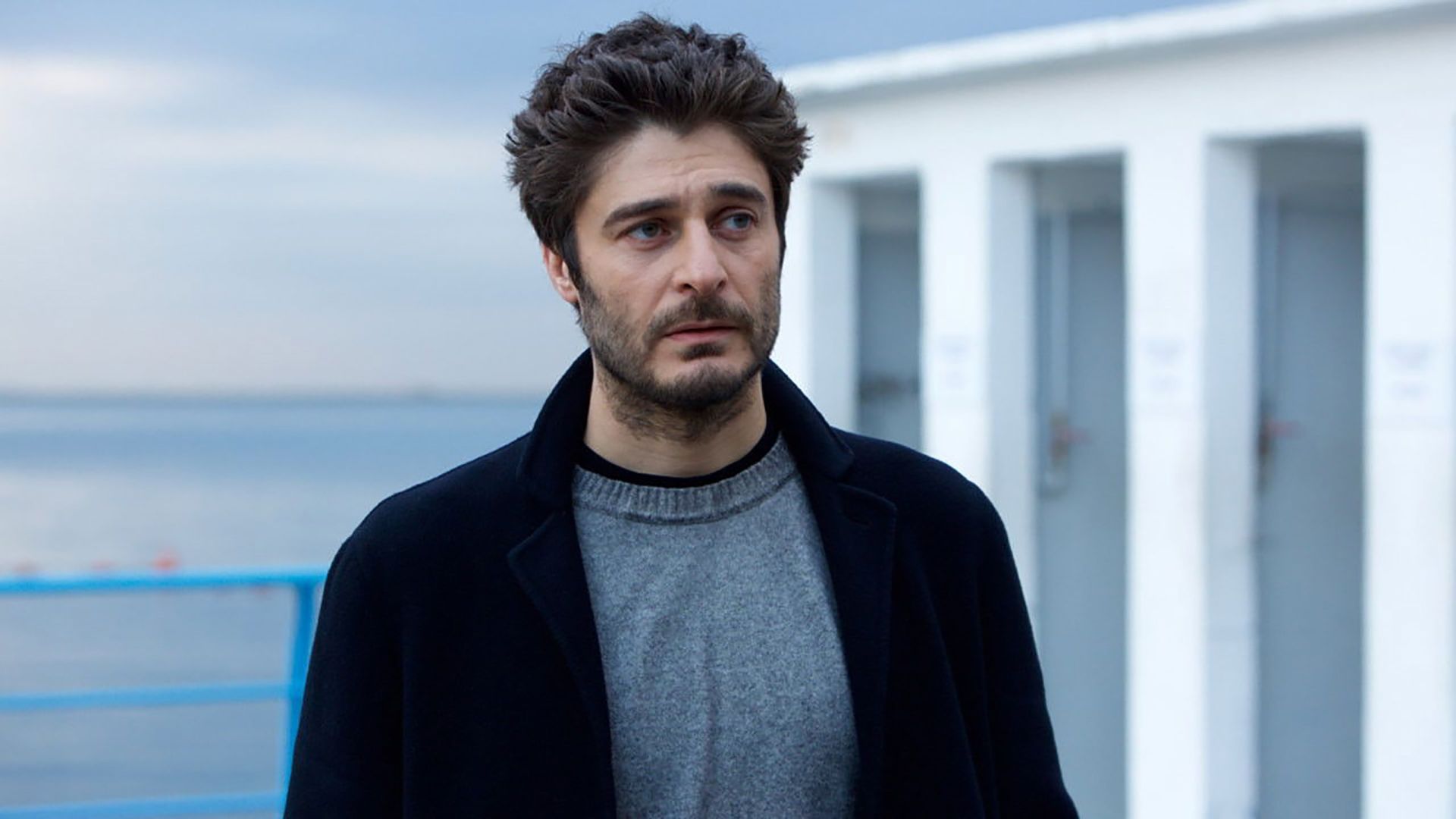 Красная дверь. 5-я серия